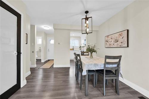 125 Livingston Avenue|Unit #16, Grimsby, ON - Indoor Photo Showing Dining Room