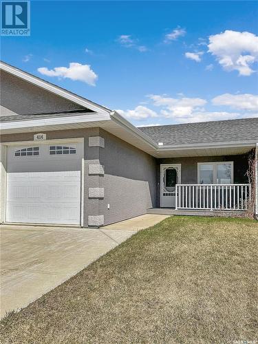 412 Park Avenue, Esterhazy, SK - Outdoor With Deck Patio Veranda