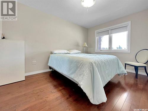 412 Park Avenue, Esterhazy, SK - Indoor Photo Showing Bedroom