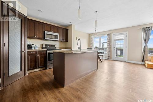 4505 Padwick Avenue, Regina, SK - Indoor Photo Showing Kitchen With Upgraded Kitchen