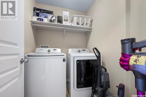 4505 Padwick Avenue, Regina, SK - Indoor Photo Showing Laundry Room