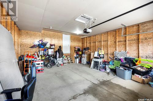 4505 Padwick Avenue, Regina, SK - Indoor Photo Showing Garage