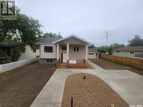 107 Valleyview Drive, Caronport, SK - Outdoor