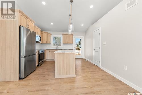 107 Valleyview Drive, Caronport, SK - Indoor Photo Showing Kitchen