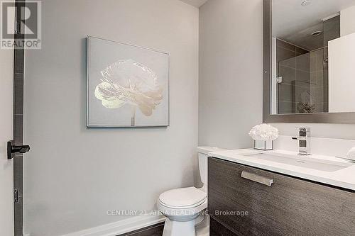 1701 - 11 Bogert Avenue, Toronto, ON - Indoor Photo Showing Bathroom