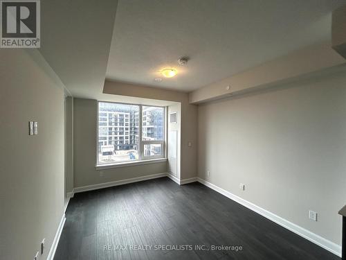 525 - 3220 William Coltson Avenue, Oakville, ON - Indoor Photo Showing Other Room