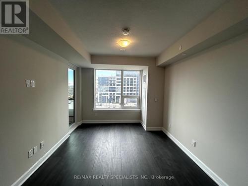 525 - 3220 William Coltson Avenue, Oakville, ON - Indoor Photo Showing Other Room