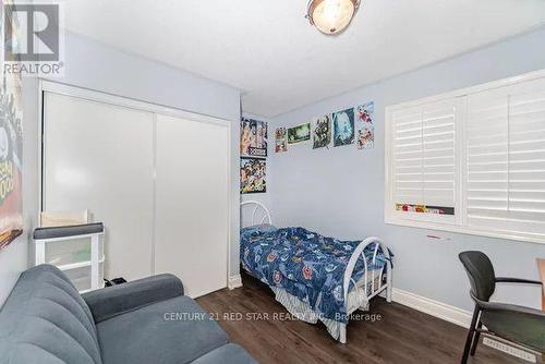 60 Horizon Street, Brampton, ON - Indoor Photo Showing Bedroom