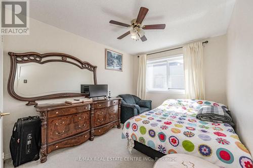 3095 Caulfield Crescent, Mississauga, ON - Indoor Photo Showing Bedroom