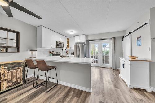 1441 Walker'S Line|Unit #102, Burlington, ON - Indoor Photo Showing Kitchen With Double Sink With Upgraded Kitchen