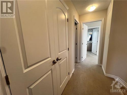 329 Trammel Road, Richmond, ON - Indoor Photo Showing Other Room