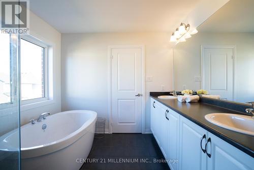 49 Horizon Avenue, Cavan Monaghan, ON - Indoor Photo Showing Bathroom
