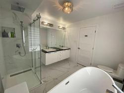 Ensuite bathroom - 