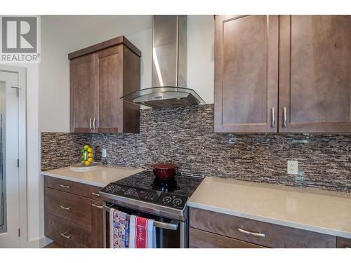 1952 Harris Drive, Penticton, BC - Indoor Photo Showing Kitchen With Upgraded Kitchen