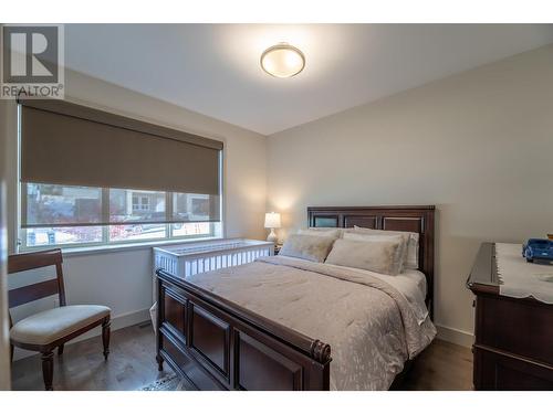 1952 Harris Drive, Penticton, BC - Indoor Photo Showing Bedroom