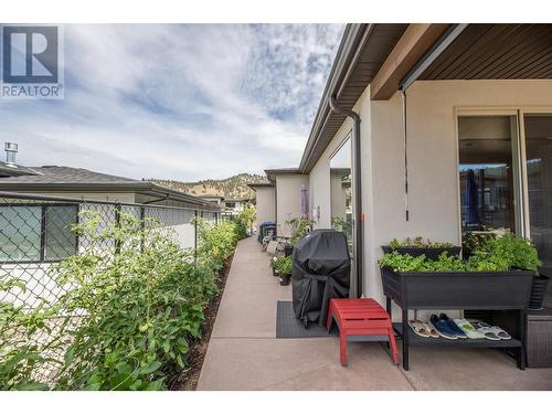 1952 Harris Drive, Penticton, BC - Outdoor