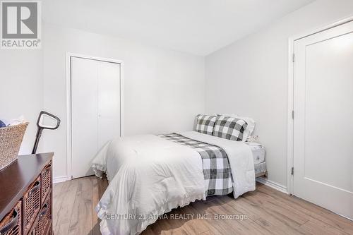 36 Lorne Street, Georgina, ON - Indoor Photo Showing Bedroom