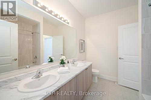 3396 Millicent Avenue, Oakville, ON - Indoor Photo Showing Bathroom