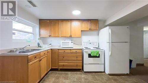 98 King Street, Tiverton, ON - Indoor Photo Showing Kitchen With Double Sink