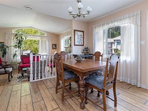 457 Thetis Dr, Ladysmith, BC - Indoor Photo Showing Dining Room