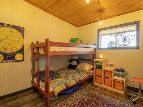 2652 Schooner Way, Pender Island, BC - Indoor Photo Showing Bedroom