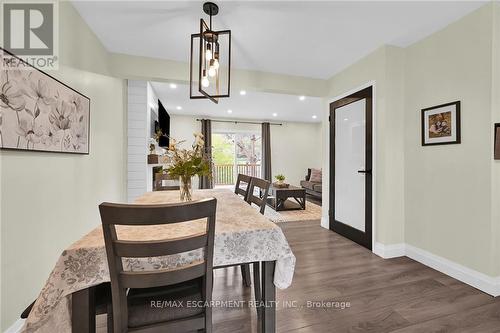 16 - 125 Livingston Avenue, Grimsby, ON - Indoor Photo Showing Dining Room