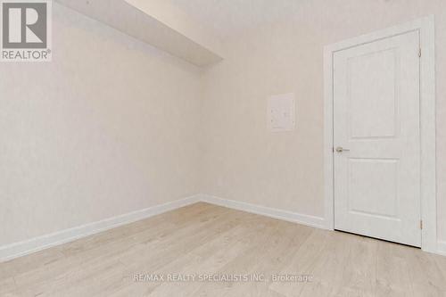 716 - 3220 William Coltson Avenue, Oakville, ON - Indoor Photo Showing Other Room