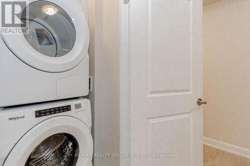 716 - 3220 William Coltson Avenue, Oakville, ON - Indoor Photo Showing Laundry Room