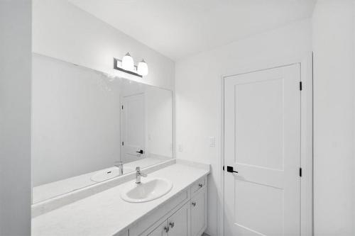 2 BATHROOM - 23 Mair Avenue E, Brantford, ON - Indoor Photo Showing Bathroom