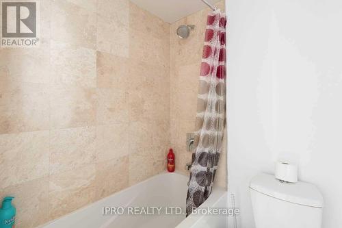 5504 - 12 York Street, Toronto, ON - Indoor Photo Showing Bathroom