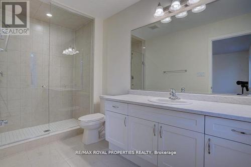 3257 Brigadier Avenue, Pickering, ON - Indoor Photo Showing Bathroom