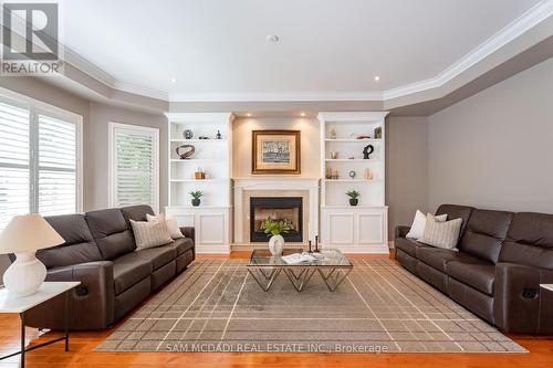 1206 Mount Vernon Street, Mississauga, ON - Indoor Photo Showing Living Room With Fireplace