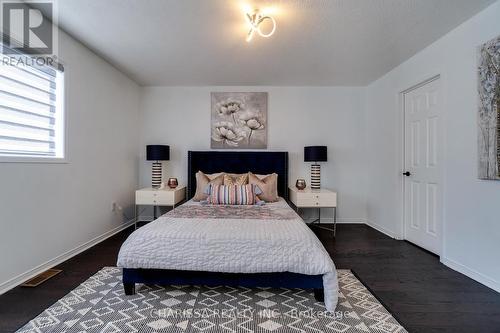 110 Gollins Drive, Milton, ON - Indoor Photo Showing Bedroom