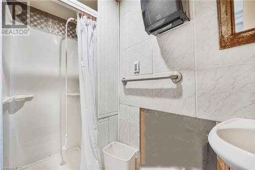205 King Street S, Harriston, ON - Indoor Photo Showing Bathroom