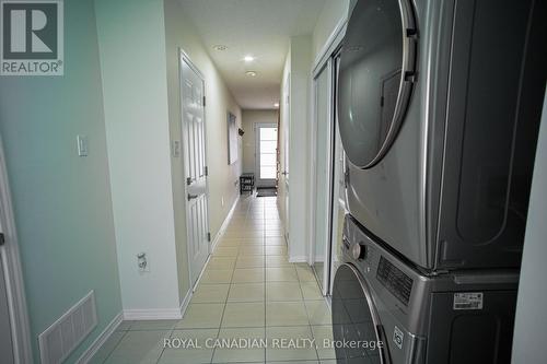 67 Holder Drive, Brantford, ON - Indoor Photo Showing Laundry Room