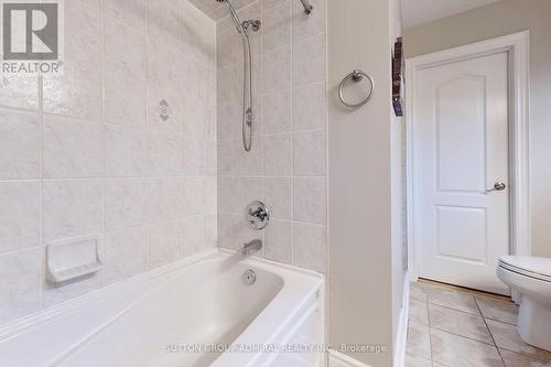 260 Flamingo Road, Vaughan, ON - Indoor Photo Showing Bathroom