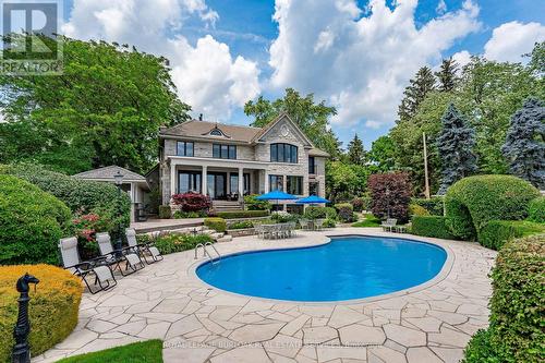 3328 Lakeland Cres, Burlington, ON - Outdoor With In Ground Pool