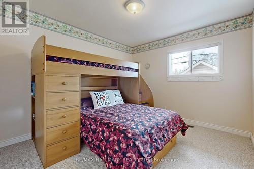 114 Riverglen Drive, Georgina, ON - Indoor Photo Showing Bedroom