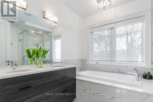 1 - 2134 New Street, Burlington, ON - Indoor Photo Showing Bathroom