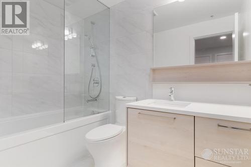 1901 4458 Beresford Street, Burnaby, BC - Indoor Photo Showing Bathroom