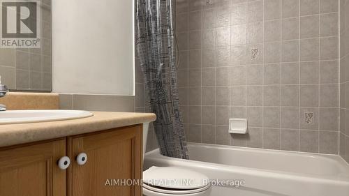 45 Wildflower Drive, Richmond Hill, ON - Indoor Photo Showing Bathroom