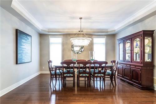 4269 Sarazen Drive, Burlington, ON - Indoor Photo Showing Dining Room
