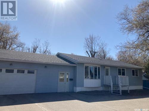 511 Main Street, Lampman, SK - Outdoor