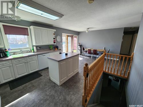 511 Main Street, Lampman, SK - Indoor Photo Showing Kitchen