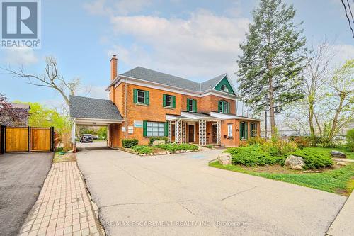 492 Locust Street, Burlington (Brant), ON - Outdoor With Facade