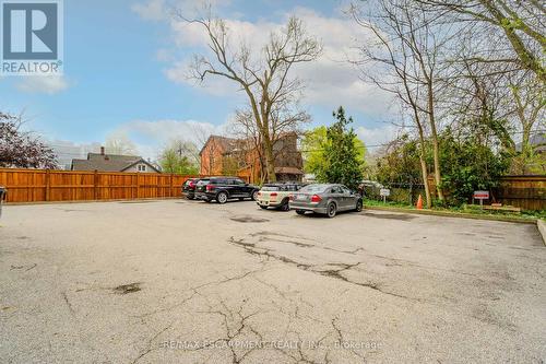 492 Locust Street, Burlington (Brant), ON - Outdoor