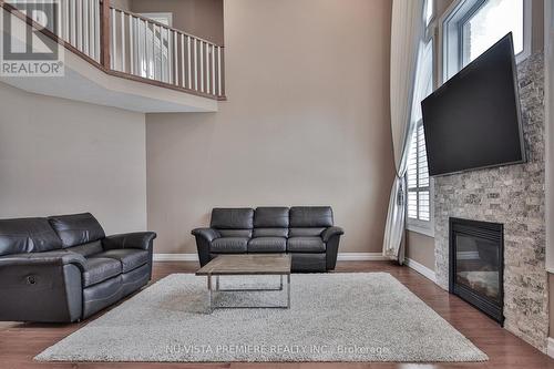 1002 Manchester Rd, London, ON - Indoor Photo Showing Living Room With Fireplace