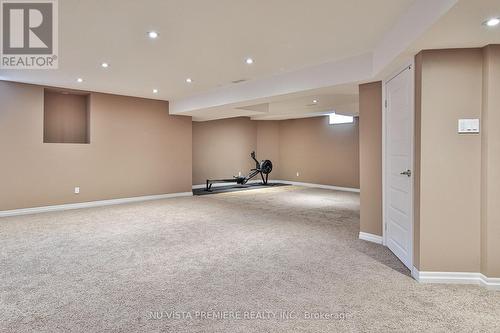 1002 Manchester Rd, London, ON - Indoor Photo Showing Other Room