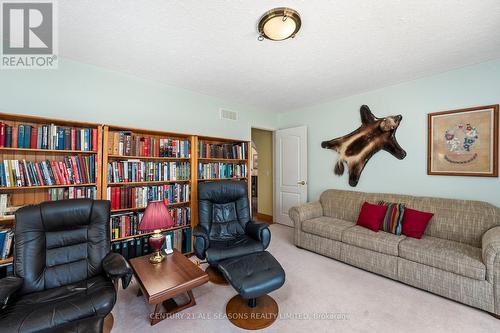 54 Cedar Drive, Hastings Highlands, ON - Indoor Photo Showing Living Room