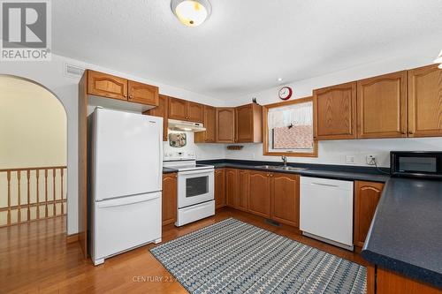 54 Cedar Drive, Hastings Highlands, ON - Indoor Photo Showing Kitchen